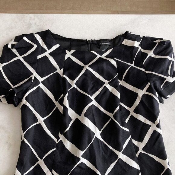 Club Monaco 100% silk black & white diamond print short sleeve dress, round neck - Picture 3 of 9